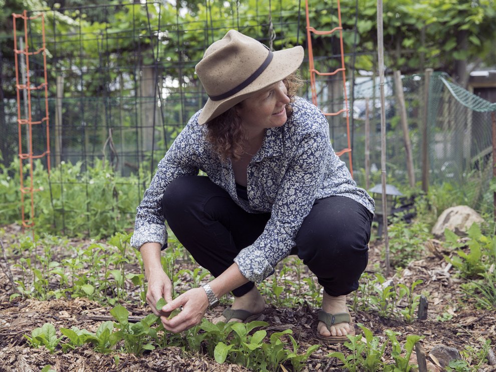 Ali Kenney in Garden