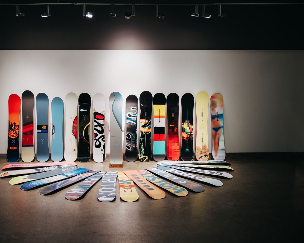 不朽の名作ボード「Custom(カスタム)」30年の歴史を振り返る