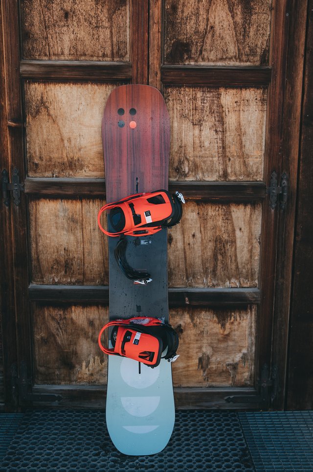 Burton Custom Snowboard with Cartel Bindings