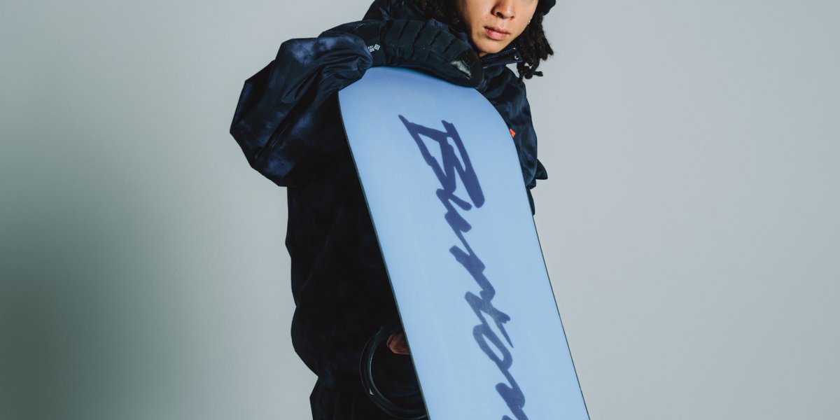 W23-Custom-Winnig-LTD-Lauch-N.