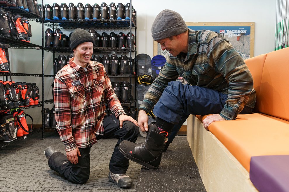 snowboarding-for-beginners-rent-before-buying.jpg
